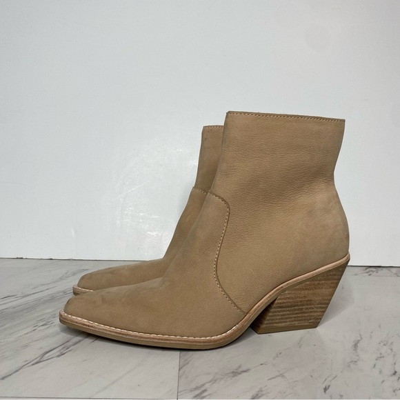 Dolce Vita Volli Tan Nubuck Heeled Bootie 8 - Picture 15 of 15